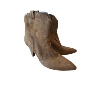 Nine West womens Size 9 medium Cindra 2 pointed toe ankle boots with strap 3 inc